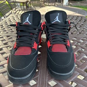 Jordan 4 Red Thunder